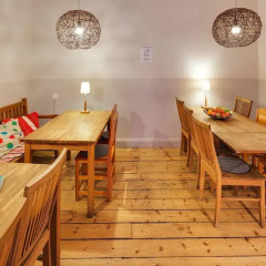 Castanea Old Town Hostel