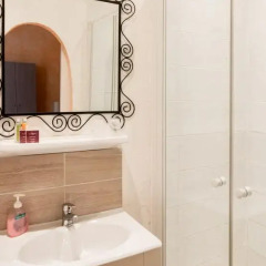 Отель Hôtel Côté Patio 3* Номер Комфорт с различными типами кроватей фото 12