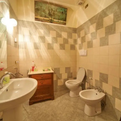 Отель Casa del Glicine Сполето ванная