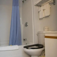 Valemount Hotel 3* Стандартный номер с 2 отдельными кроватями фото 7