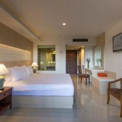 Отель Chanalai Garden Resort, Kata Beach 4* Улучшенный номер с двуспальной кроватью фото 3