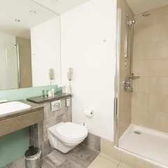 Отель Hilton London Canary Wharf 4* Представительский номер с различными типами кроватей фото 9