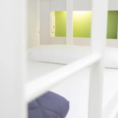 Sant Jordi Hostel Gracia Кровать в общем номере с двухъярусной кроватью