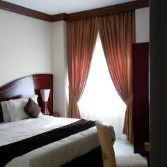 Royal Crown Hotel & Suites 3* Люкс повышенной комфортности с различными типами кроватей фото 6