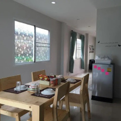 Отель The Little Box House Krabi 3* Коттедж с различными типами кроватей фото 41