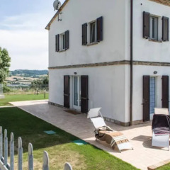 Отель B&B VillAlba Камерано