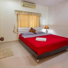 Апартаменты Royal Park Apartments Паттайя комната для гостей фото 4