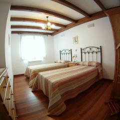 Отель Viviendas Rurales El Canton Тресвисо комната для гостей фото 4