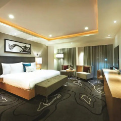 Berjaya Times Square Hotel, Kuala Lumpur 4* Номер Делюкс с различными типами кроватей фото 2