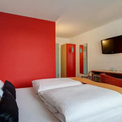 Centro Hotel Nürnberg 3* Стандартный номер с двуспальной кроватью фото 8