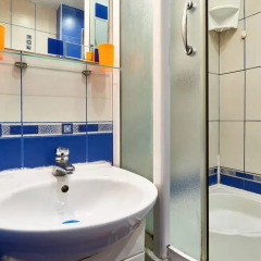 Гостиница Home Hotel Apartments on Kontraktova Ploshcha Украина, Киев - отзывы, цены и фото номеров - забронировать гостиницу Home Hotel Apartments on Kontraktova Ploshcha онлайн ванная