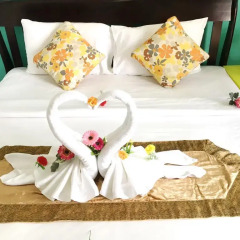 Отель Goldsea Beach 3* Улучшенный номер с двуспальной кроватью фото 3