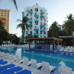 Отель Fontan Ixtapa Beach Resort бассейн