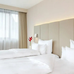 Отель NH Collection Frankfurt City 4* Люкс с различными типами кроватей