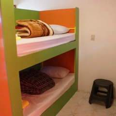 Отель Hostal Nova House 5* Кровать в общем номере фото 4