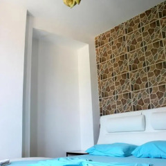 Hotel Nacional Vlore фитнесс-зал