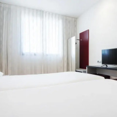 Hotel ILUNION Aqua 3 3* Стандартный номер с разными типами кроватей фото 4