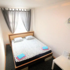 Отель Slippers B&B House Литва, Вильнюс - отзывы, цены и фото номеров - забронировать отель Slippers B&B House онлайн комната для гостей