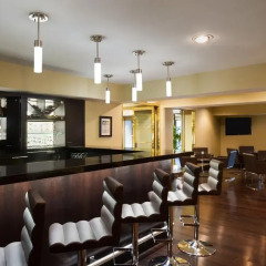 Отель Ramada Plaza by Wyndham Toronto Downtown Канада, Торонто - отзывы, цены и фото номеров - забронировать отель Ramada Plaza by Wyndham Toronto Downtown онлайн гостиничный бар