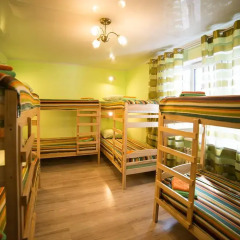 Koenig Hostel Кровать в мужском общем номере