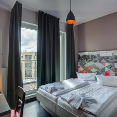 MEININGER Hotel Berlin Alexanderplatz 2* Стандартный номер с 2 отдельными кроватями фото 4