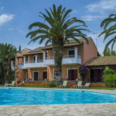 Folies Corfu Town Hotel Apartments Корфу бассейн фото 3