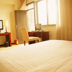 Pazhou Hotel 3* Стандартный номер с различными типами кроватей фото 2