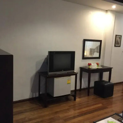 Отель Nawaporn Place Guesthouse 3* Улучшенная студия фото 32
