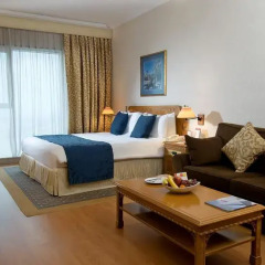 Отель Crowne Plaza Dubai Номер Делюкс с различными типами кроватей фото 4