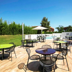 Отель Ibis Styles Toulouse Labège Франция, Лабеж - отзывы, цены и фото номеров - забронировать отель Ibis Styles Toulouse Labège онлайн бассейн фото 2