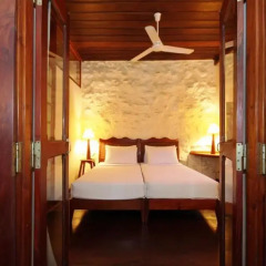 Sala Prabang Hotel 3* Стандартный номер с различными типами кроватей фото 21