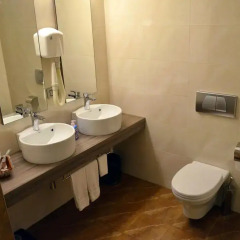 Sky Hotel 4* Стандартный номер с двуспальной кроватью фото 3