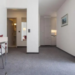 Апартаменты EMA House Serviced Apartments, Seefeld интерьер отеля фото 2