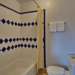 Отель American Executive Inn 2* Стандартный номер с различными типами кроватей фото 4