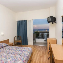 Hotel Hermes 2* Стандартный номер с различными типами кроватей фото 7