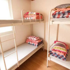 Отель Kimchee Hongdae Guesthouse Кровать в общем номере с двухъярусной кроватью