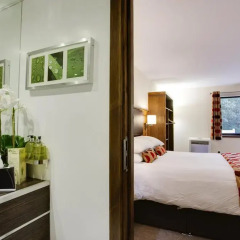 Gullivers Hotel 3* Люкс с различными типами кроватей