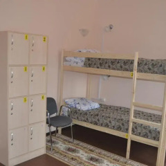 Гостиница "Каширская" Тюмень Центр 3* Кровать в общем номере двухъярусные кровати