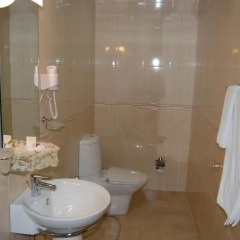 Отель My Way Hotel Азербайджан, Гянджа - отзывы, цены и фото номеров - забронировать отель My Way Hotel онлайн ванная