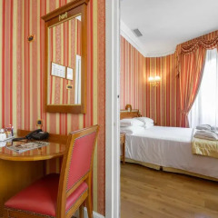 Hotel Gambrinus 4* Стандартный семейный номер с двуспальной кроватью фото 5