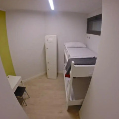 Отель Room018bcn 3* Стандартный номер с двуспальной кроватью (общая ванная комната)