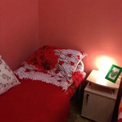 Mango Women Hostel (хостел для женщин) Кровать в общем номере с двухъярусной кроватью