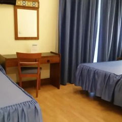 Отель Hostal Felipe V Стандартный номер с различными типами кроватей