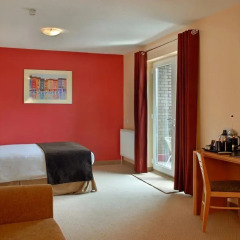 Antoinette Hotel Wimbledon 3* Улучшенный номер с различными типами кроватей фото 2