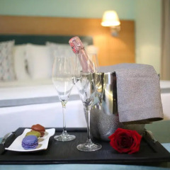 Отель Neranxi Boutique Hotel - ISH DIVINA Албания, Тирана - отзывы, цены и фото номеров - забронировать отель Neranxi Boutique Hotel - ISH DIVINA онлайн в номере фото 2