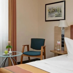 Отель IntercityHotel Berlin Ostbahnhof 3* Номер Бизнес с различными типами кроватей фото 2