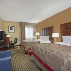Отель Ramada by Wyndham Columbus Polaris 2* Стандартный номер с различными типами кроватей