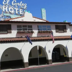 Отель El Cortez Hotel & Casino США, Лас-Вегас - 1 отзыв об отеле, цены и фото номеров - забронировать отель El Cortez Hotel & Casino онлайн парковка