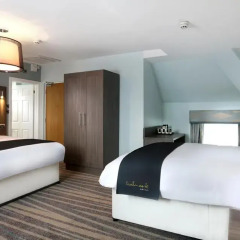 Отель Hallmark Inn Manchester South 3* Улучшенный номер с различными типами кроватей фото 10