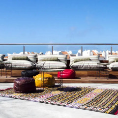 Отель Surfers Lodge Peniche